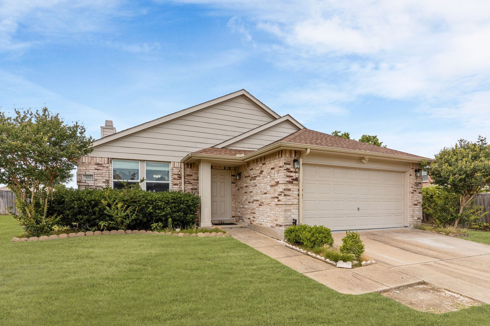 4-web-or-mls-707-rainsville-dr